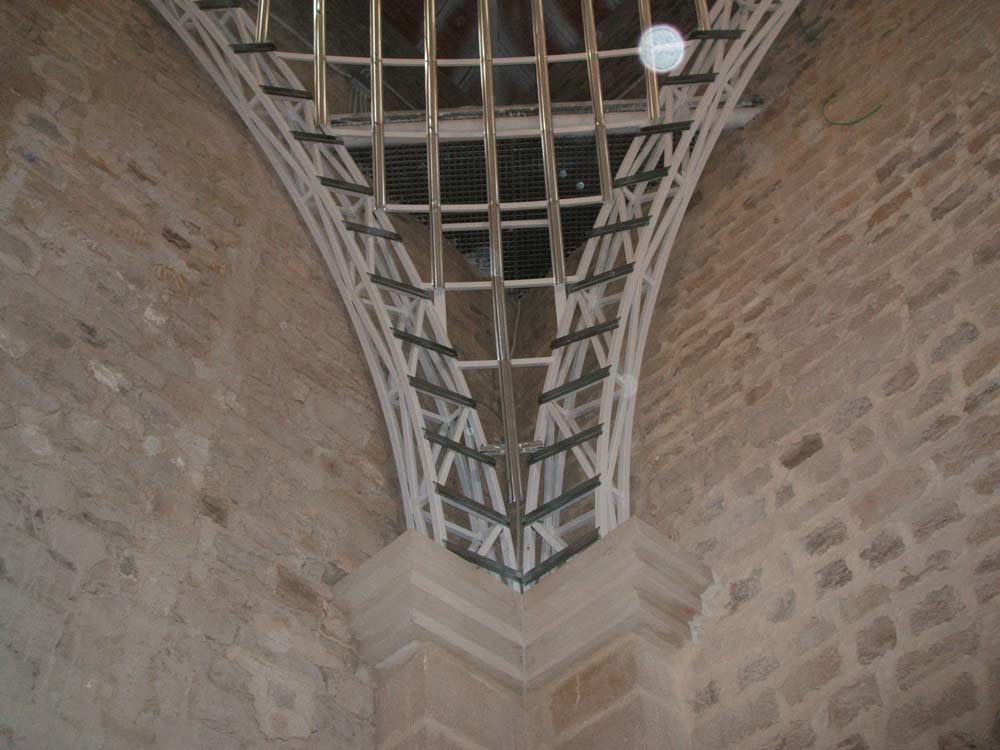 Constructora Geotecnia y Cimientos S.A. Iglesia Santa María de los Reales Alcazares de Baeza (Jaén)